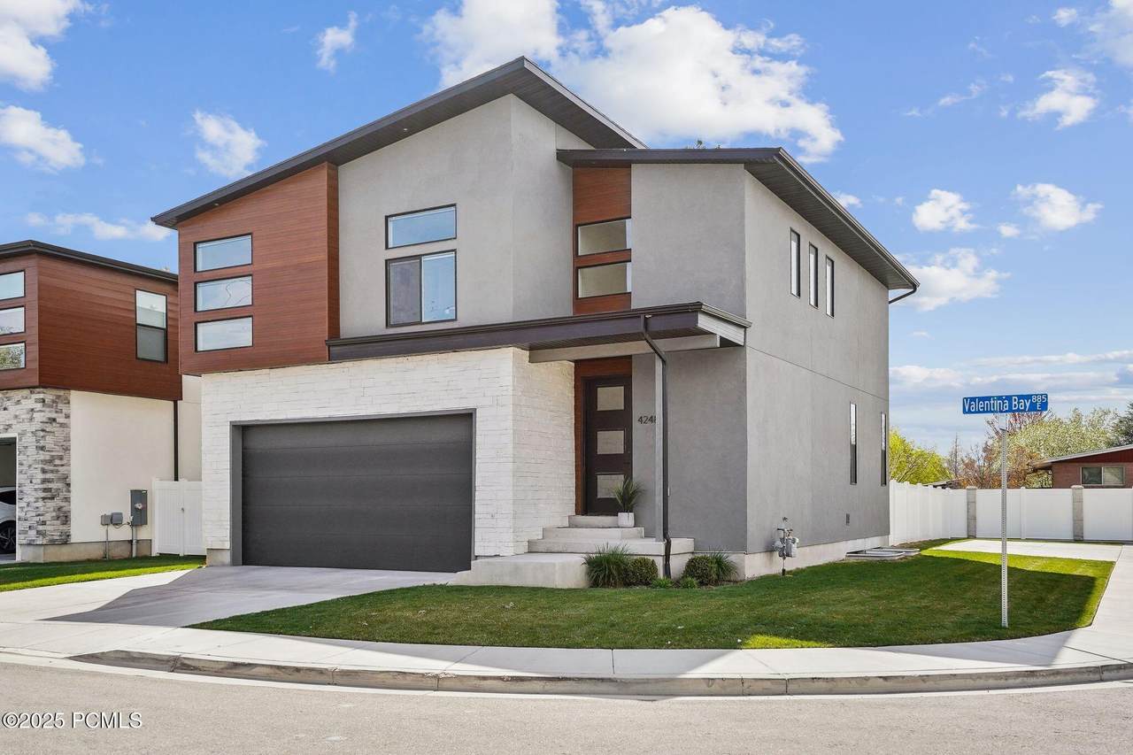 4248 Valentina Bay - Photo 1