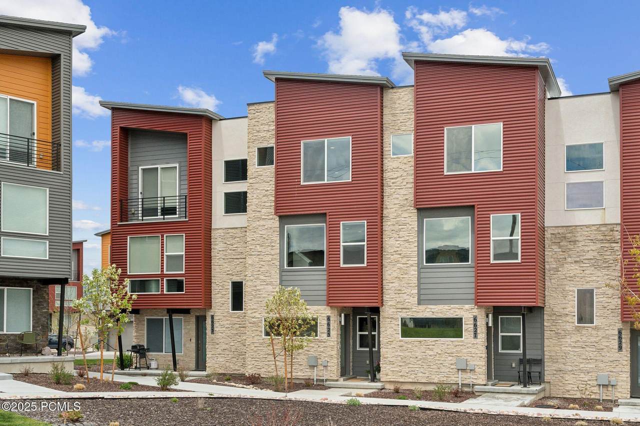 6625 Mountain Alder Way - Photo 1