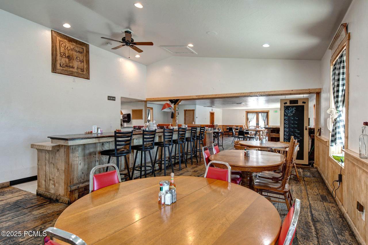 1320 Daniels Road - Photo 1