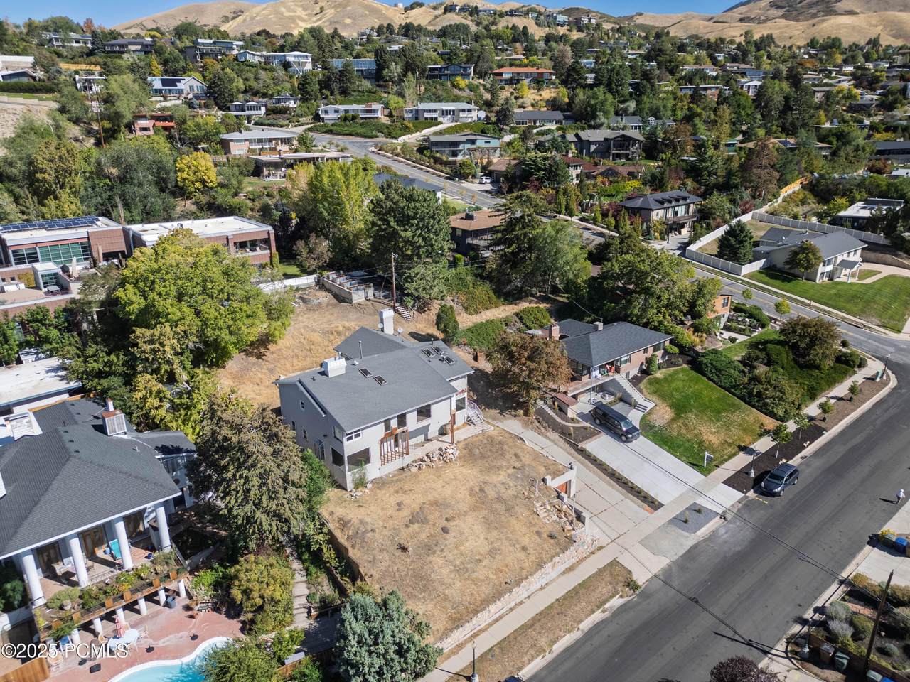 577 13th Avenue - Photo 1