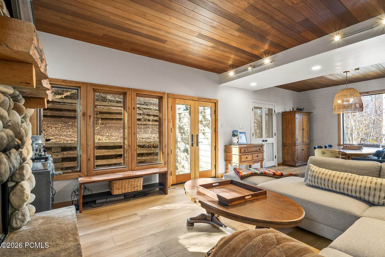 1445 Crescent Road - Photo 1