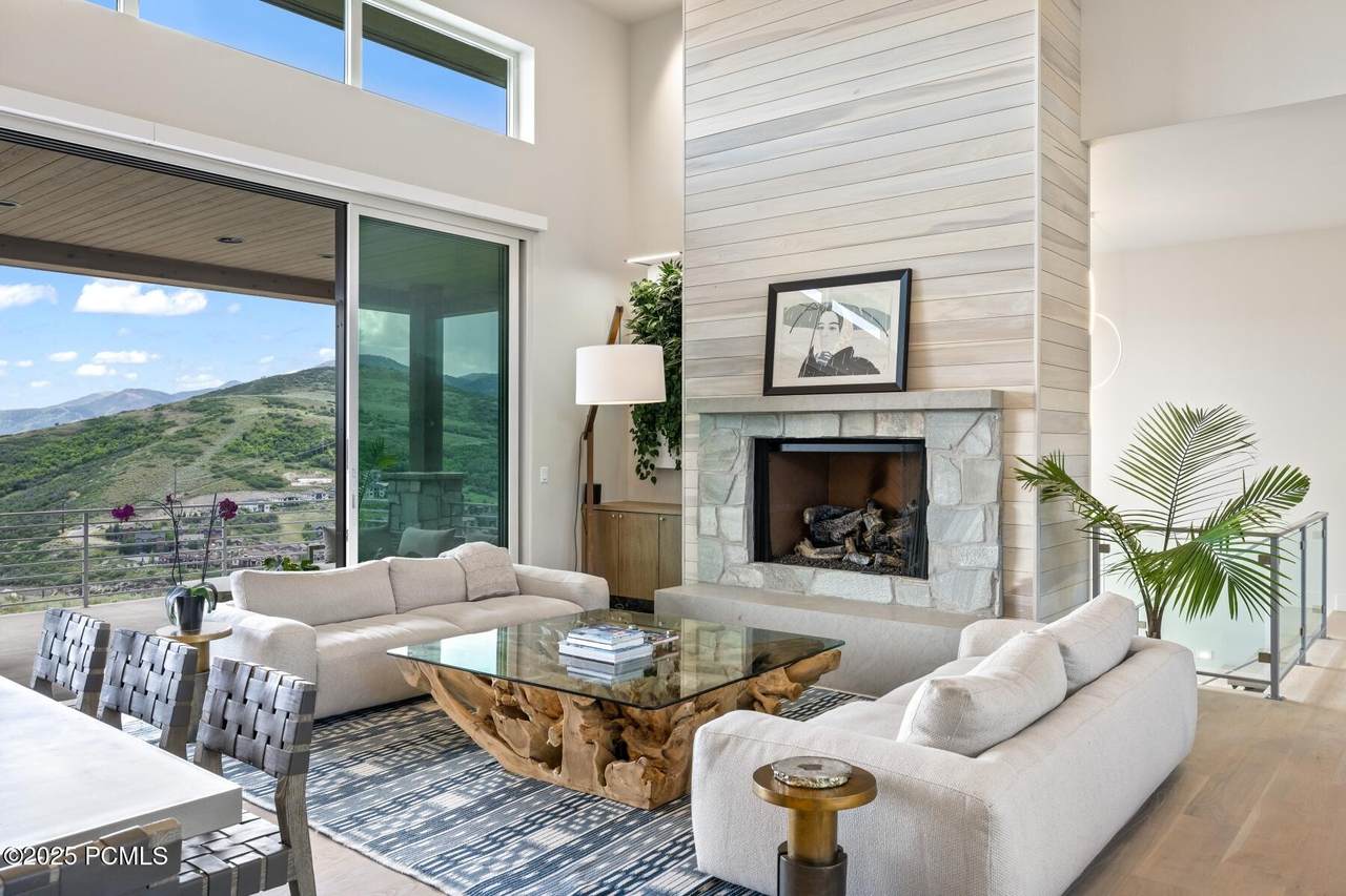 https://bt-photos.global.ssl.fastly.net/parkcity/1280_boomver_2_12505024-2.jpg