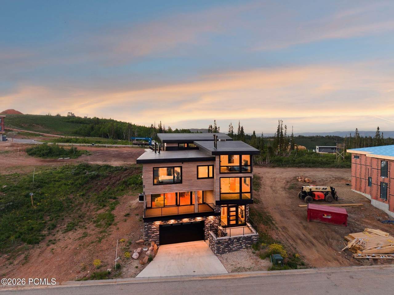 8526 Overlook Drive - Photo 1