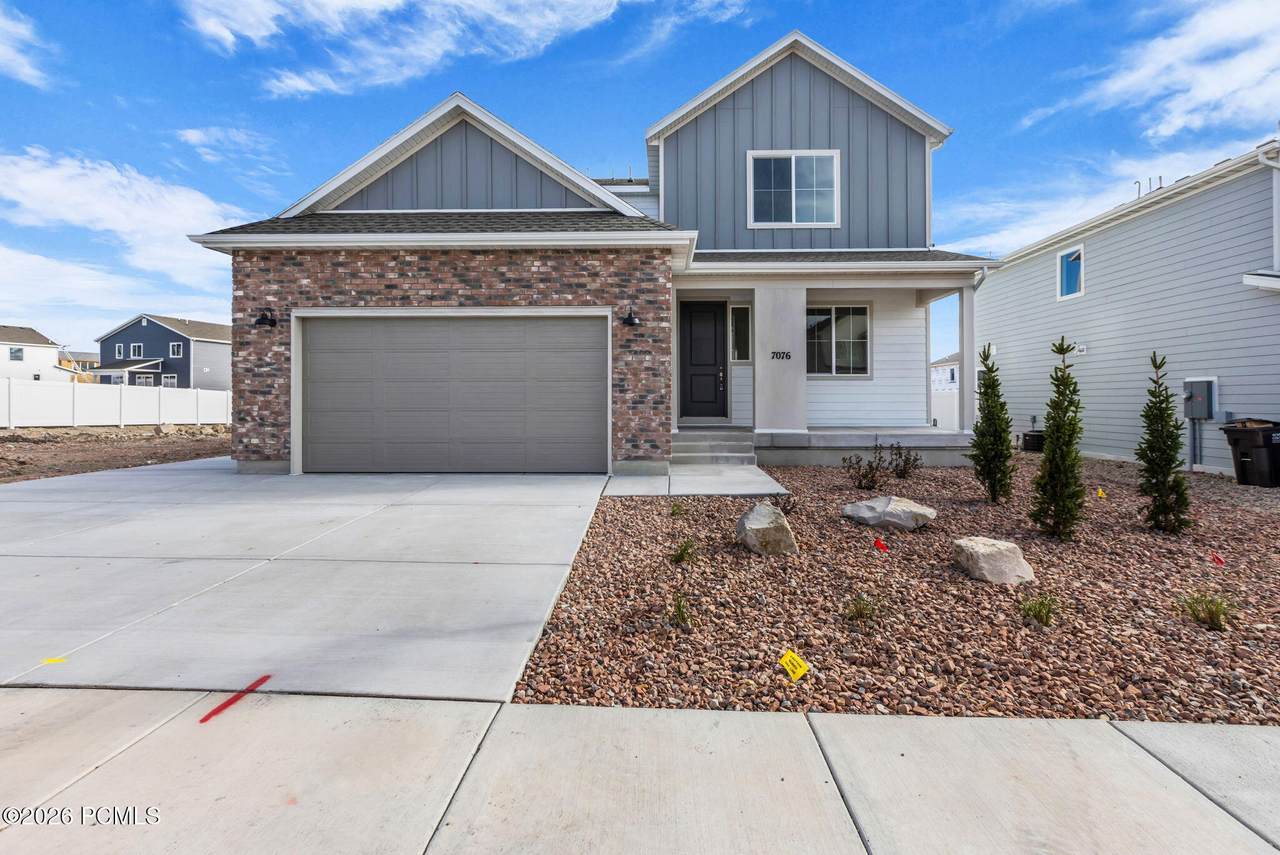7076 Woods Rose Drive - Photo 1