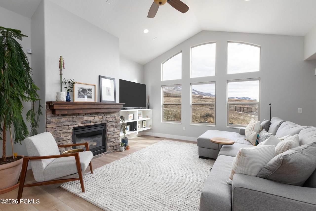 https://bt-photos.global.ssl.fastly.net/parkcity/1280_boomver_2_12600455-2.jpg