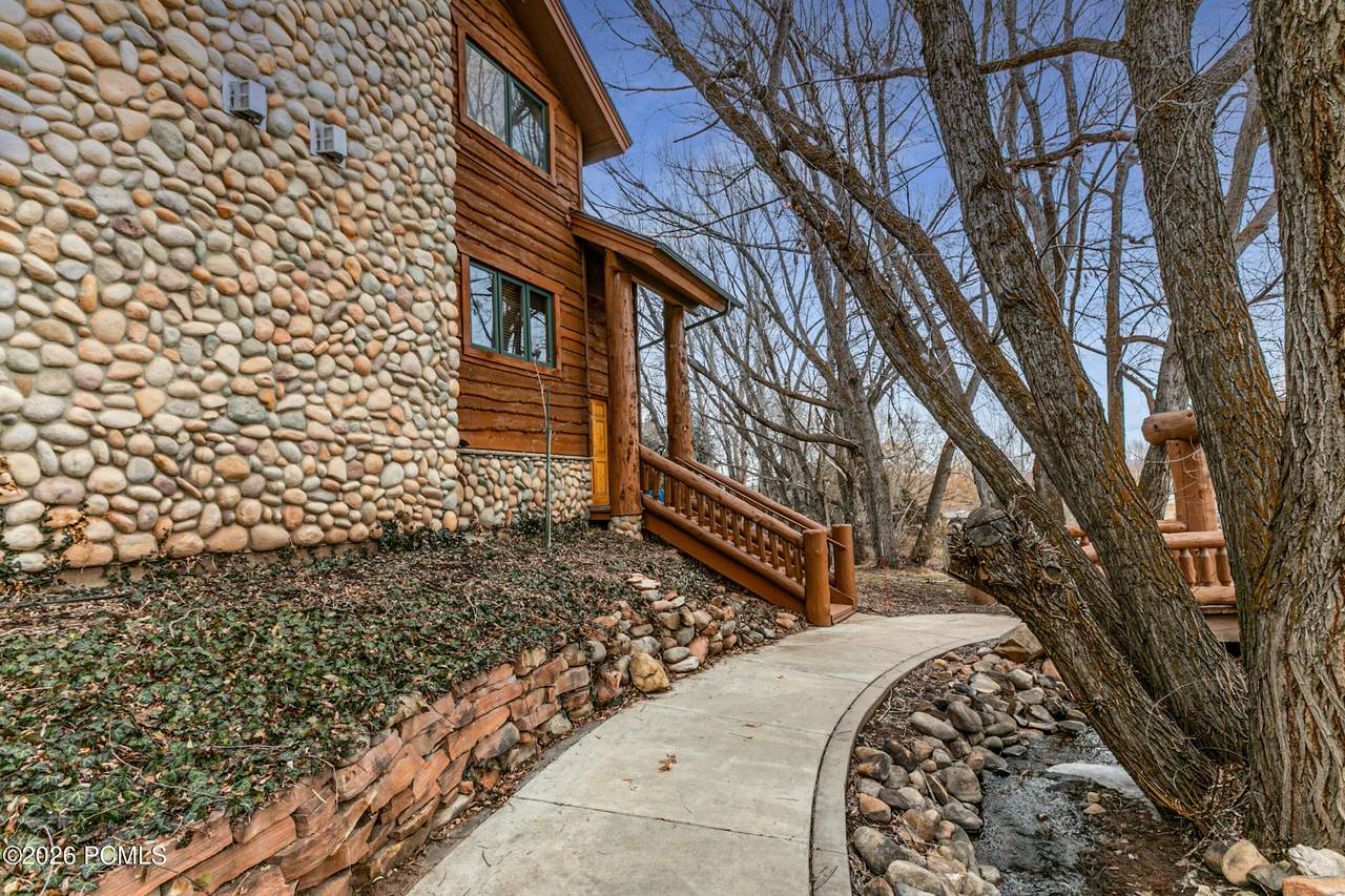 https://bt-photos.global.ssl.fastly.net/parkcity/1280_boomver_2_12600650-2.jpg