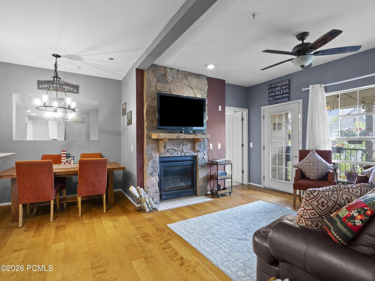 https://bt-photos.global.ssl.fastly.net/parkcity/1280_boomver_2_12600728-2.jpg