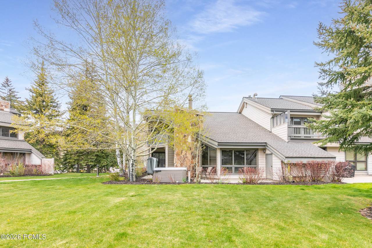 1516 Deer Valley Dr. N. - Photo 1