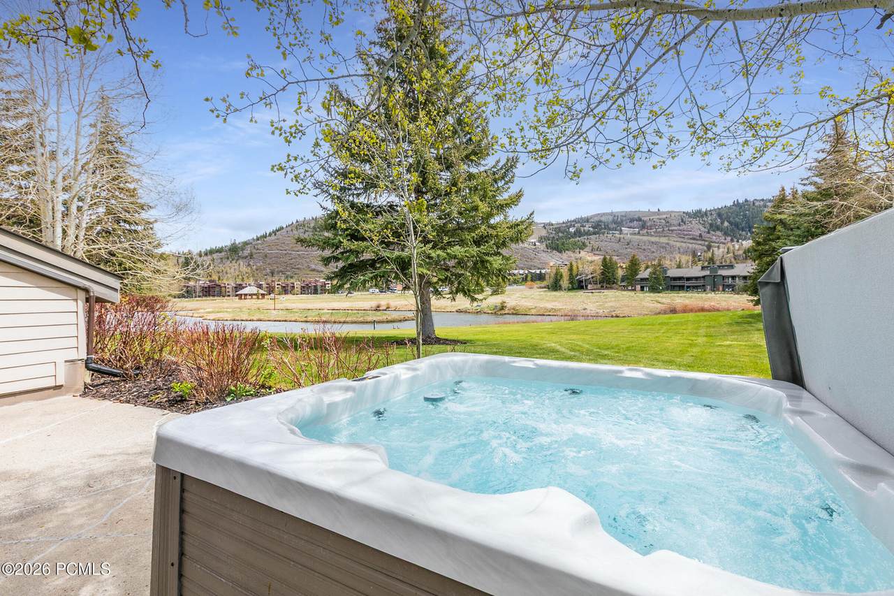 https://bt-photos.global.ssl.fastly.net/parkcity/1280_boomver_2_12601192-2.jpg
