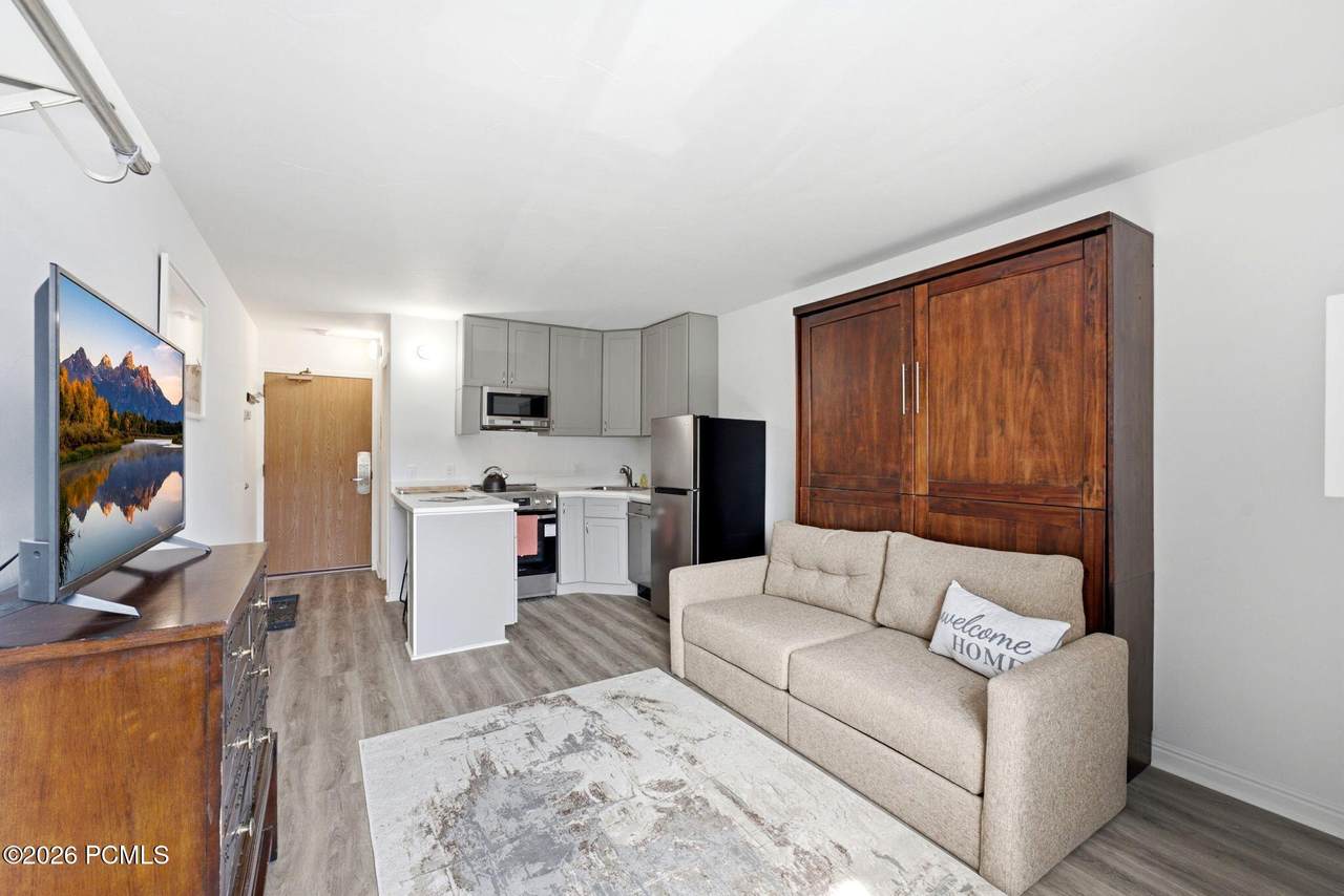 2015 Prospector Avenue - Photo 1