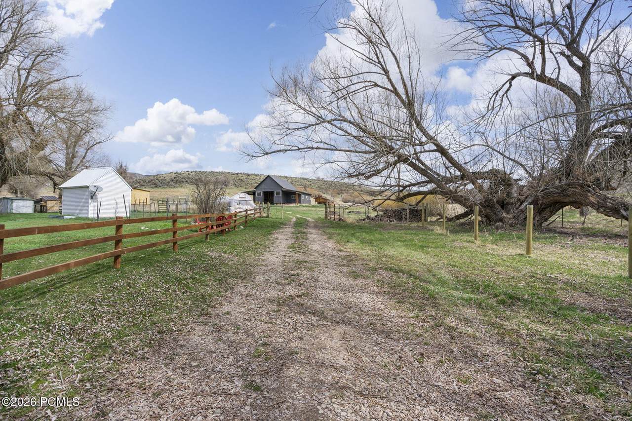 https://bt-photos.global.ssl.fastly.net/parkcity/1280_boomver_2_12601303-2.jpg