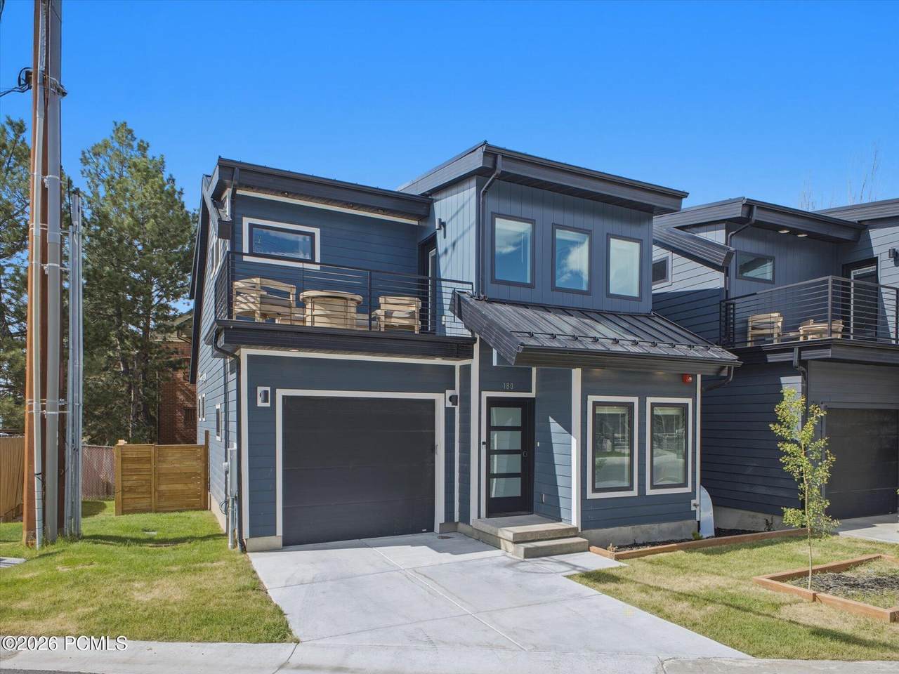 180 15th Street - Photo 1