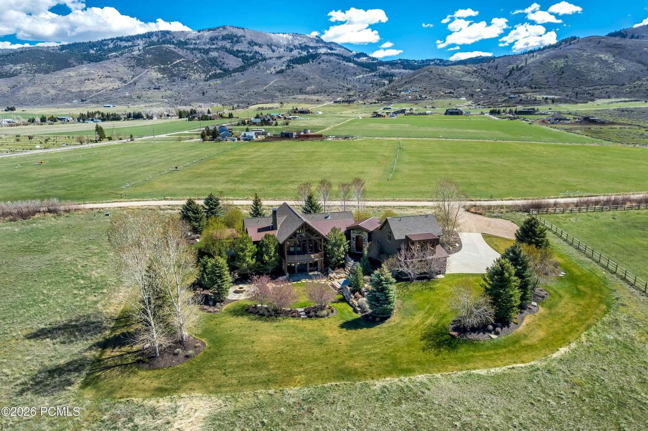 https://bt-photos.global.ssl.fastly.net/parkcity/1280_boomver_2_12601473-2.jpg