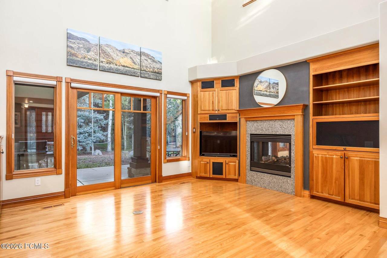 https://bt-photos.global.ssl.fastly.net/parkcity/1280_boomver_2_12601698-2.jpg