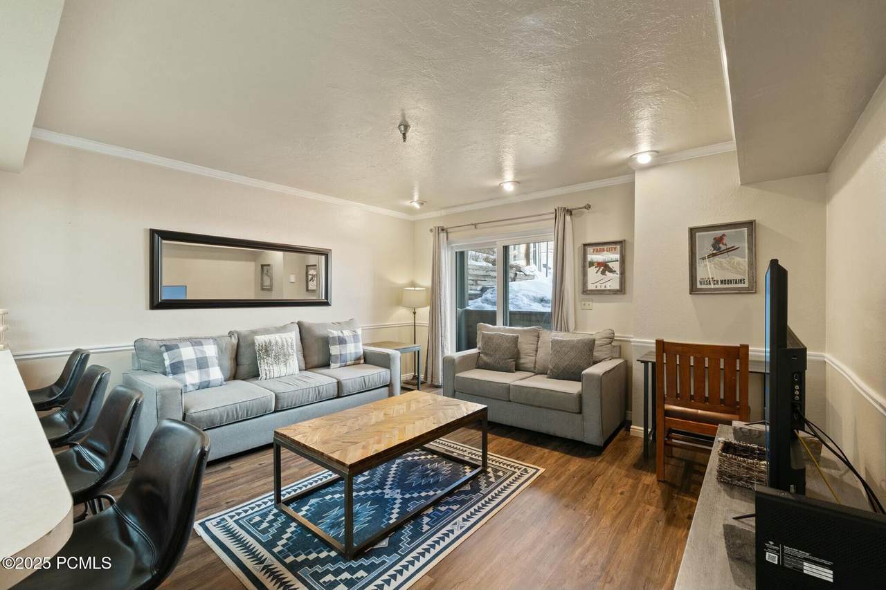 https://bt-photos.global.ssl.fastly.net/parkcity/1280_boomver_2_12601775-2.jpg