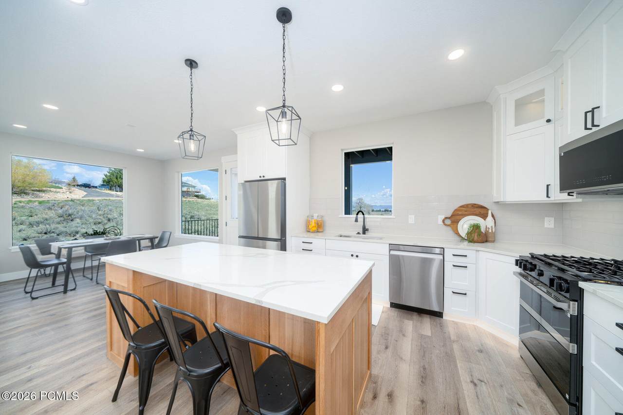 https://bt-photos.global.ssl.fastly.net/parkcity/1280_boomver_2_12601797-2.jpg