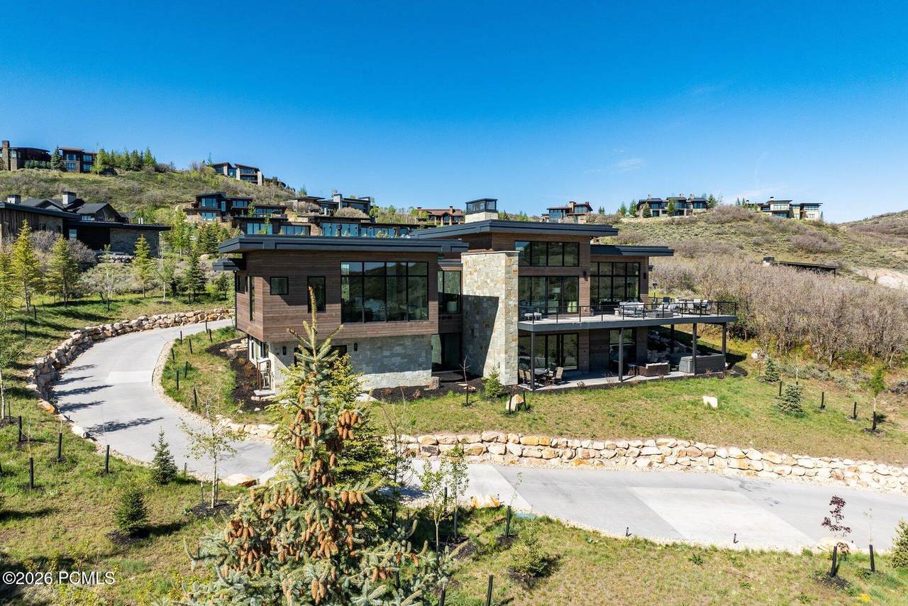 https://bt-photos.global.ssl.fastly.net/parkcity/1280_boomver_2_12601977-2.jpg