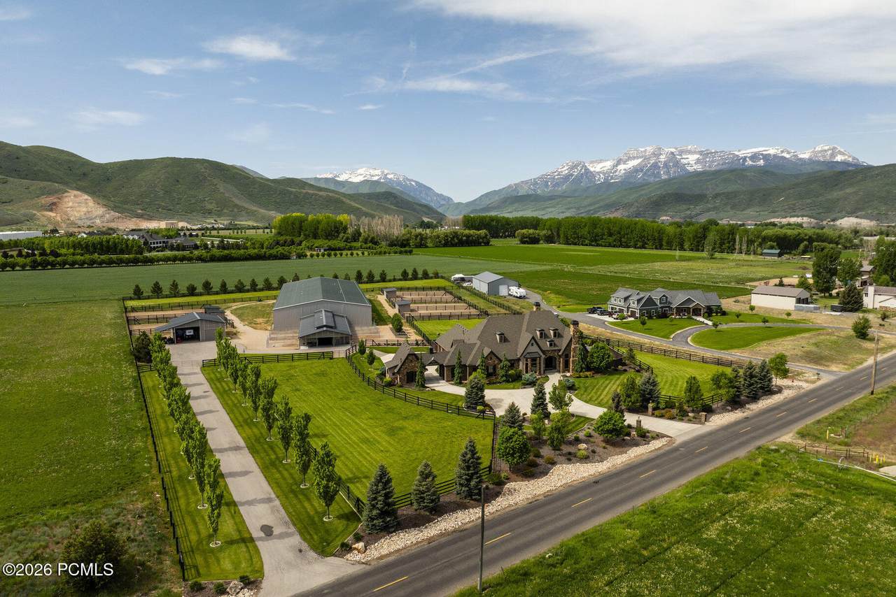 https://bt-photos.global.ssl.fastly.net/parkcity/1280_boomver_2_12602028-2.jpg