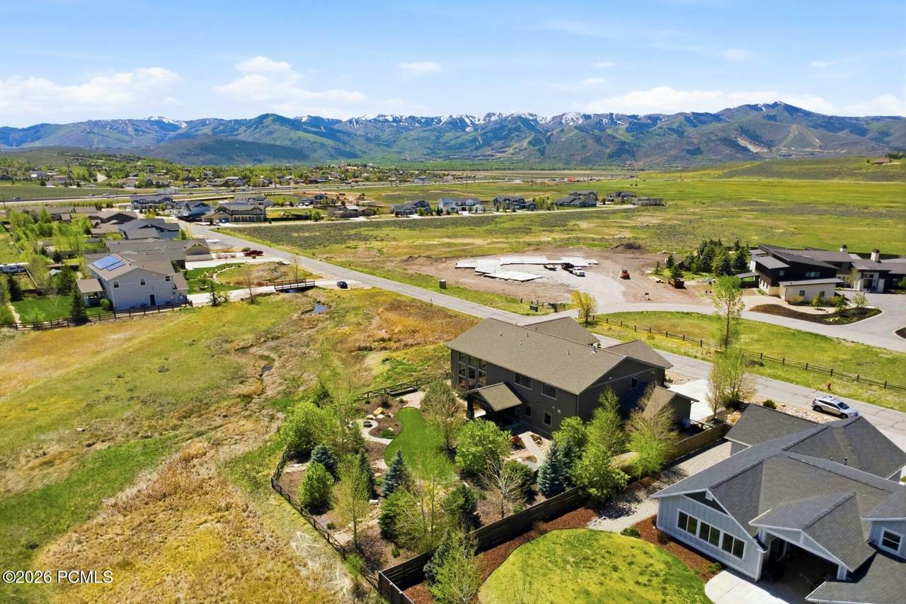 https://bt-photos.global.ssl.fastly.net/parkcity/1280_boomver_2_12602043-2.jpg