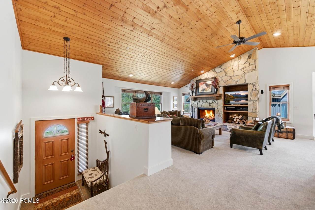 2132 Euston Drive - Photo 1