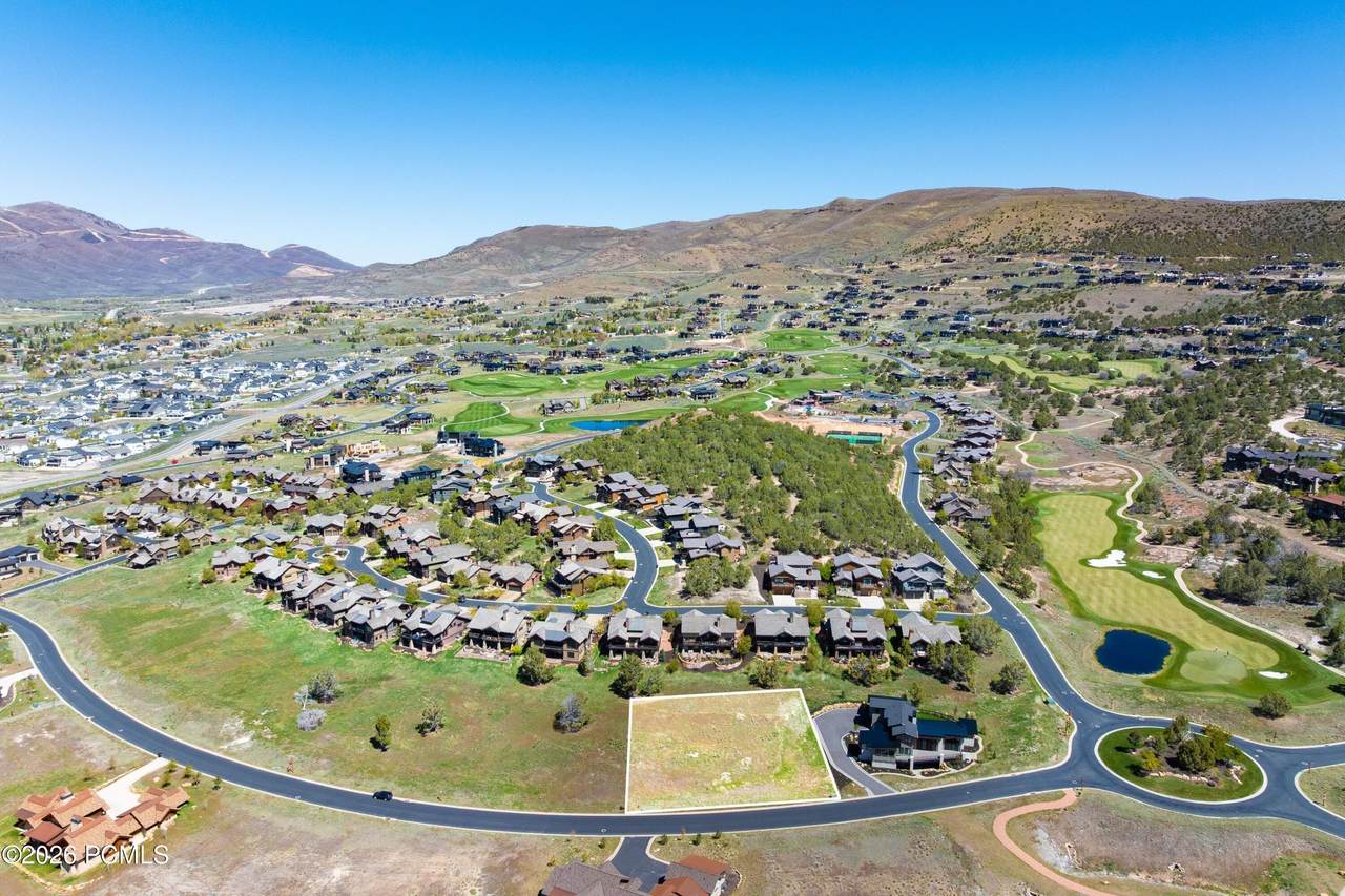 https://bt-photos.global.ssl.fastly.net/parkcity/1280_boomver_2_12602057-2.jpg