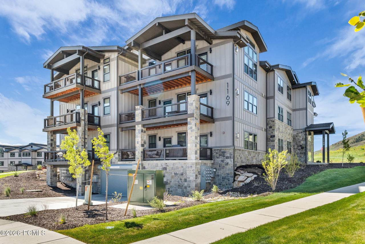1169 Helling Circle - Photo 1