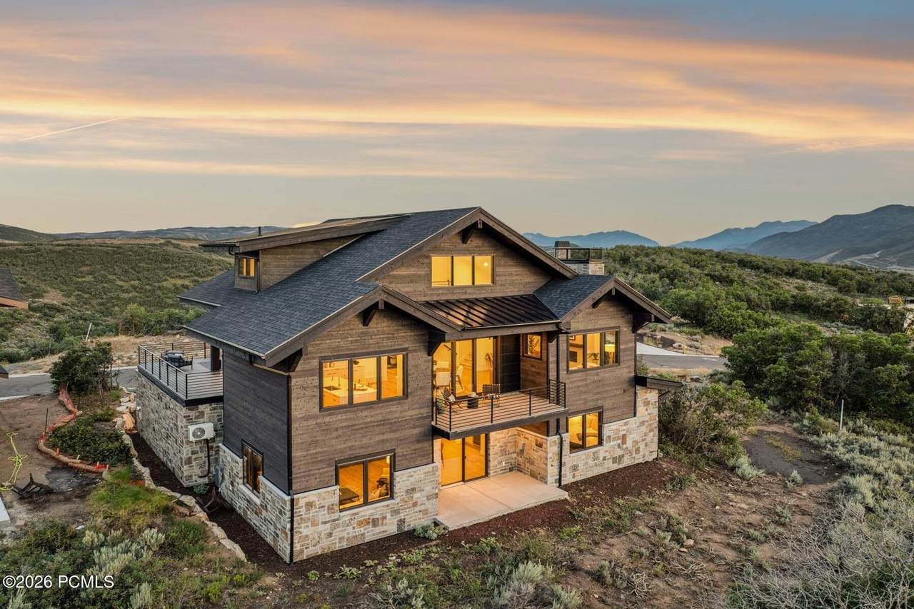 https://bt-photos.global.ssl.fastly.net/parkcity/1280_boomver_2_12602272-2.jpg
