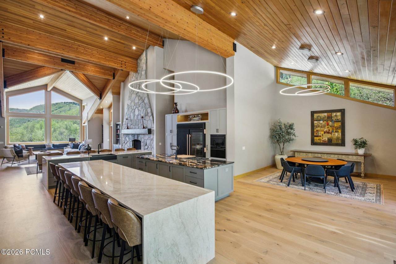 https://bt-photos.global.ssl.fastly.net/parkcity/1280_boomver_2_12602328-2.jpg