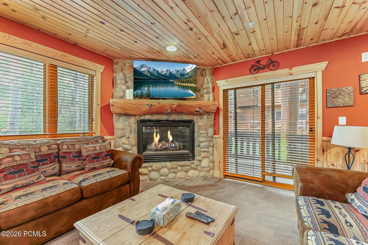 https://bt-photos.global.ssl.fastly.net/parkcity/1280_boomver_2_12602657-2.jpg