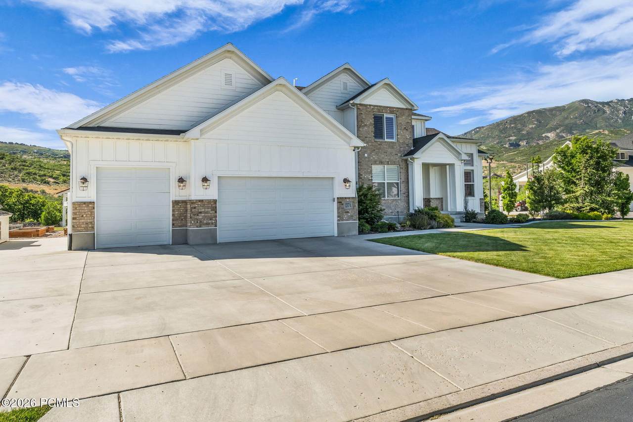 https://bt-photos.global.ssl.fastly.net/parkcity/1280_boomver_2_12602695-2.jpg