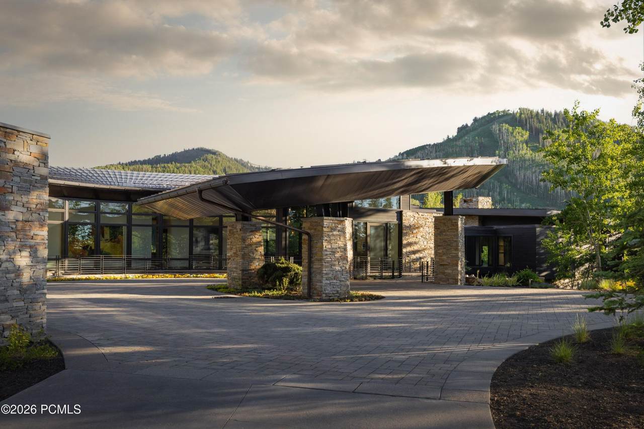https://bt-photos.global.ssl.fastly.net/parkcity/1280_boomver_2_12602901-2.jpg