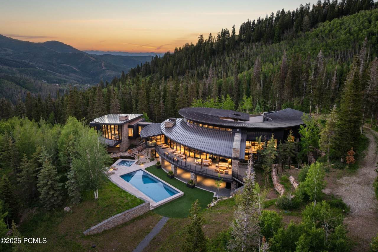 https://bt-photos.global.ssl.fastly.net/parkcity/1280_boomver_2_12602901-2.jpg