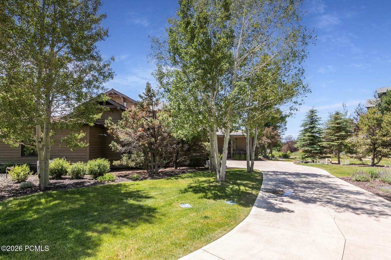https://bt-photos.global.ssl.fastly.net/parkcity/1280_boomver_2_12602964-2.jpg