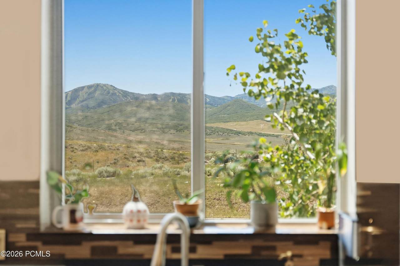 https://bt-photos.global.ssl.fastly.net/parkcity/1280_boomver_2_12603000-2.jpg