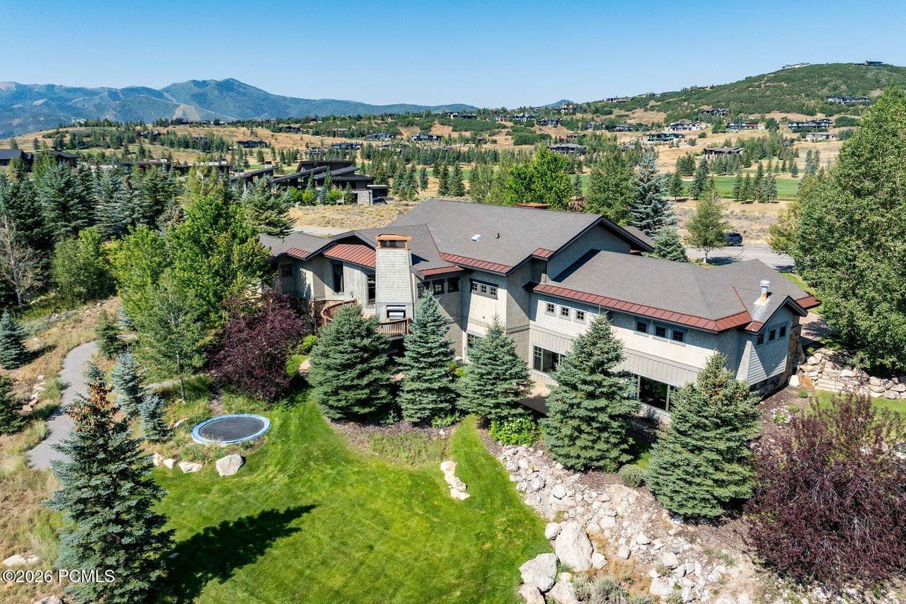 https://bt-photos.global.ssl.fastly.net/parkcity/1280_boomver_1_12603033-2.jpg