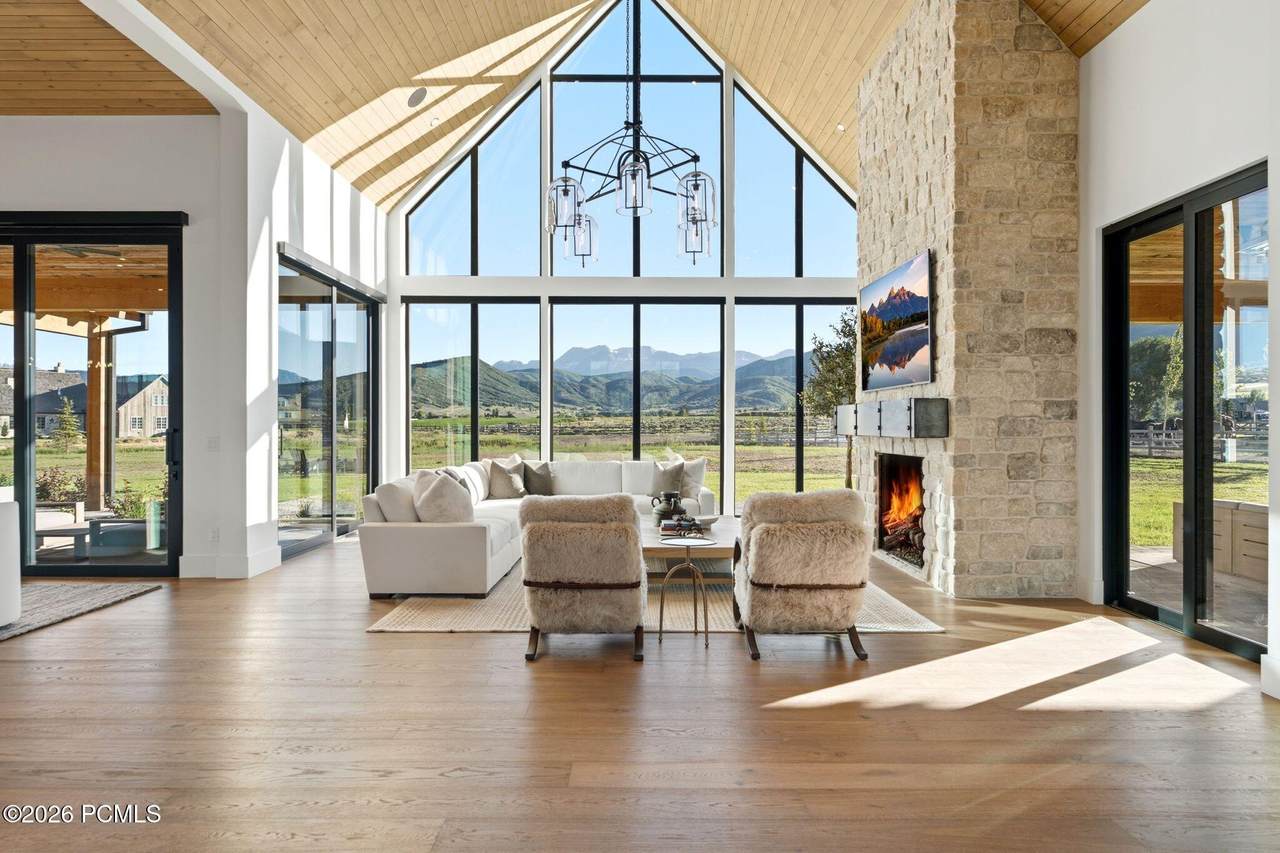 https://bt-photos.global.ssl.fastly.net/parkcity/1280_boomver_1_12603070-2.jpg
