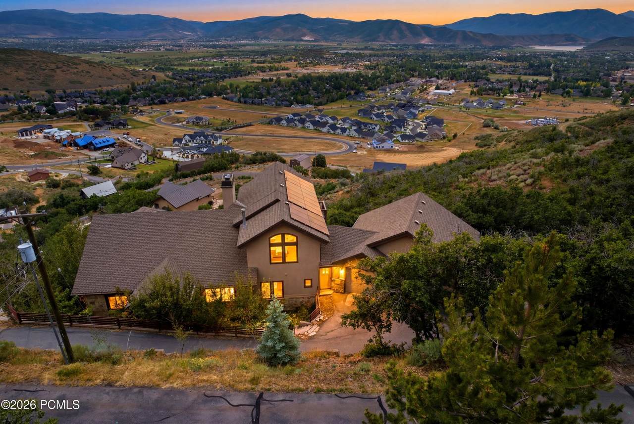 https://bt-photos.global.ssl.fastly.net/parkcity/1280_boomver_2_12603165-2.jpg