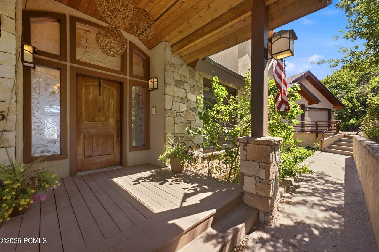 https://bt-photos.global.ssl.fastly.net/parkcity/1280_boomver_2_12603165-2.jpg