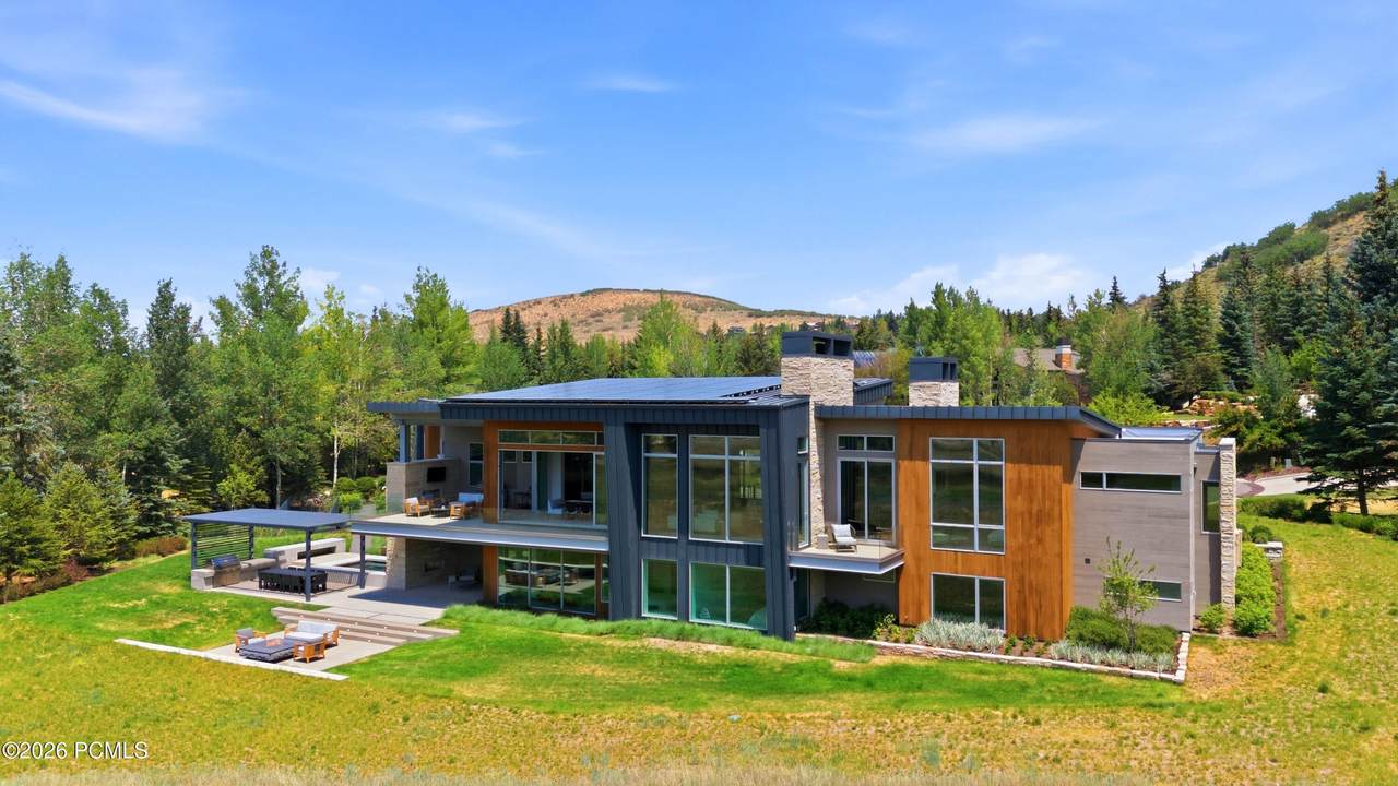 https://bt-photos.global.ssl.fastly.net/parkcity/1280_boomver_2_12603263-2.jpg