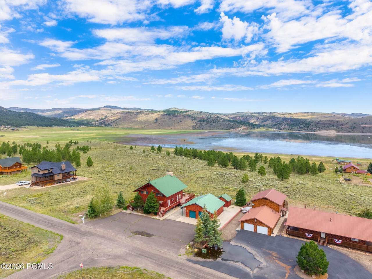 425 Anglers Loop - Photo 1