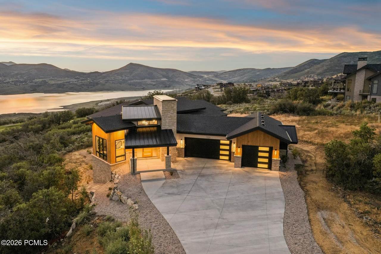 https://bt-photos.global.ssl.fastly.net/parkcity/1280_boomver_2_12603477-2.jpg