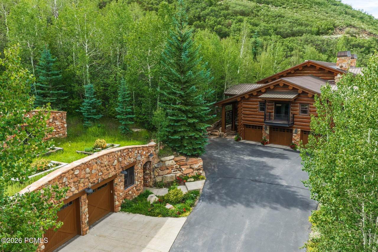 https://bt-photos.global.ssl.fastly.net/parkcity/1280_boomver_2_12603793-2.jpg