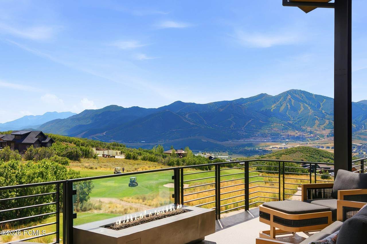 https://bt-photos.global.ssl.fastly.net/parkcity/1280_boomver_2_12603844-2.jpg