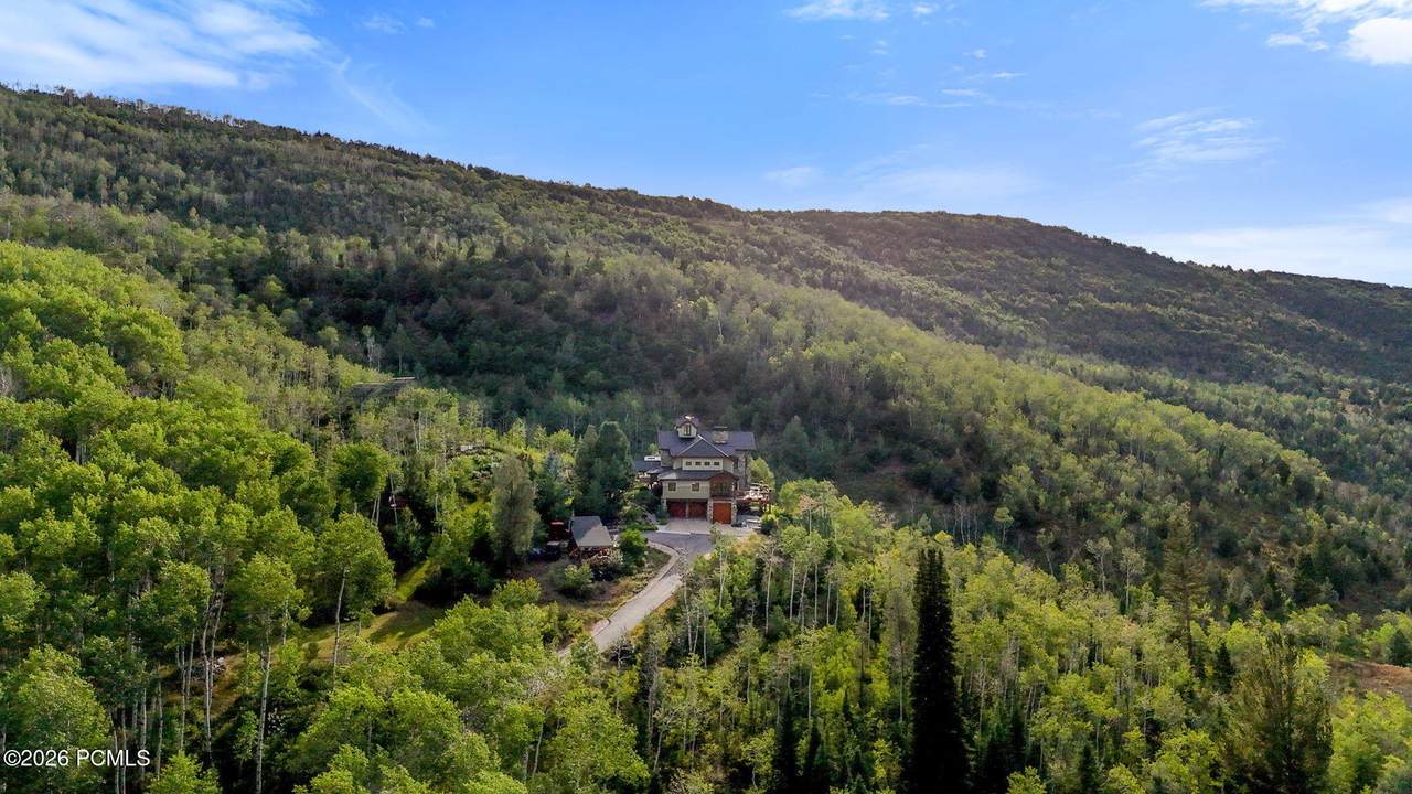 https://bt-photos.global.ssl.fastly.net/parkcity/orig_boomver_2_12603849-2.jpg