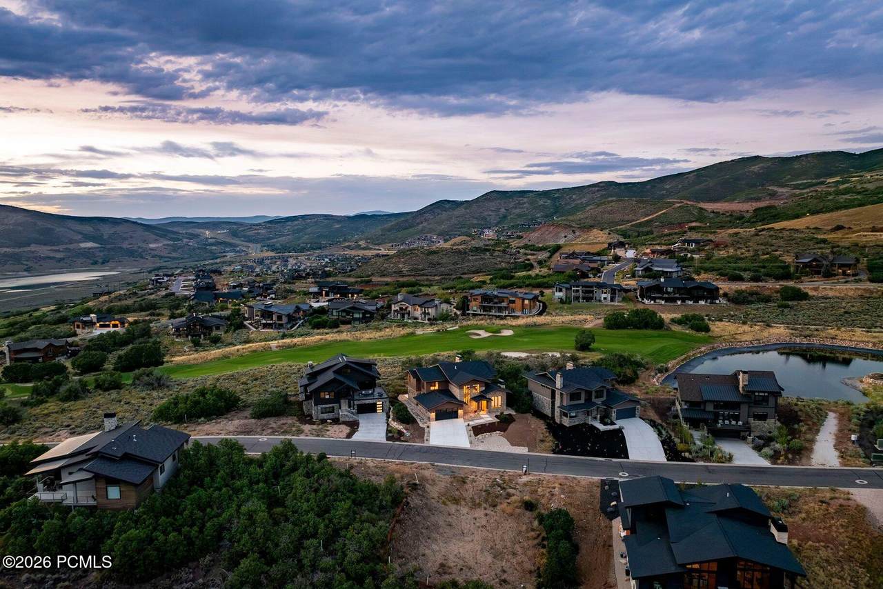 https://bt-photos.global.ssl.fastly.net/parkcity/1280_boomver_2_12604027-2.jpg