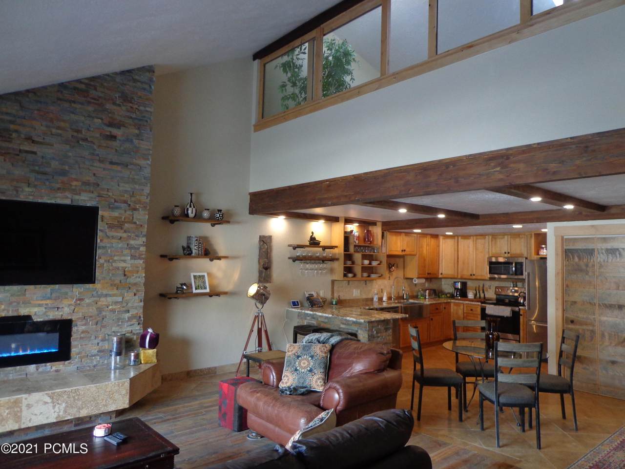 550 Deer Valley Loop - Photo 1