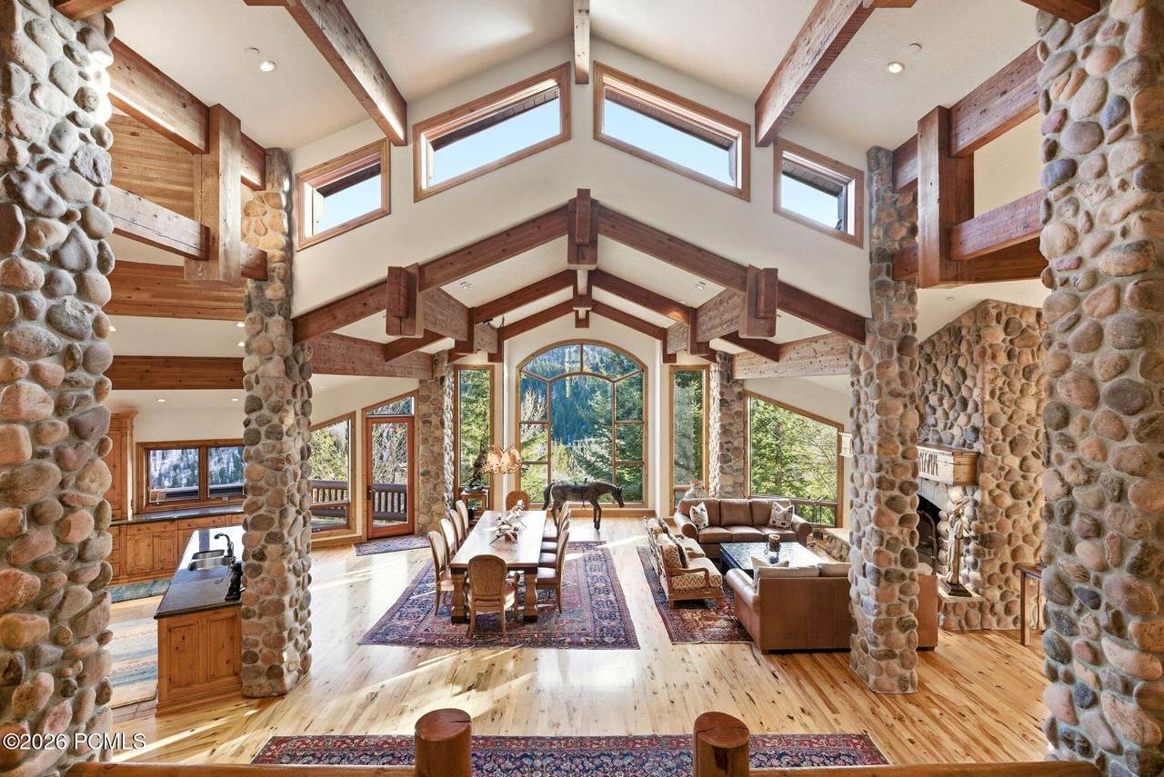 https://bt-photos.global.ssl.fastly.net/parkcity/1280_boomver_4_12502444-2.jpg