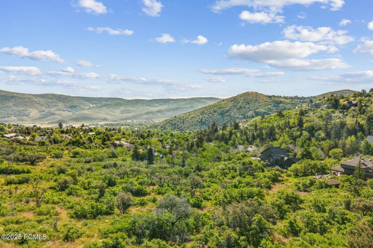 https://bt-photos.global.ssl.fastly.net/parkcity/1280_boomver_3_12502708-2.jpg