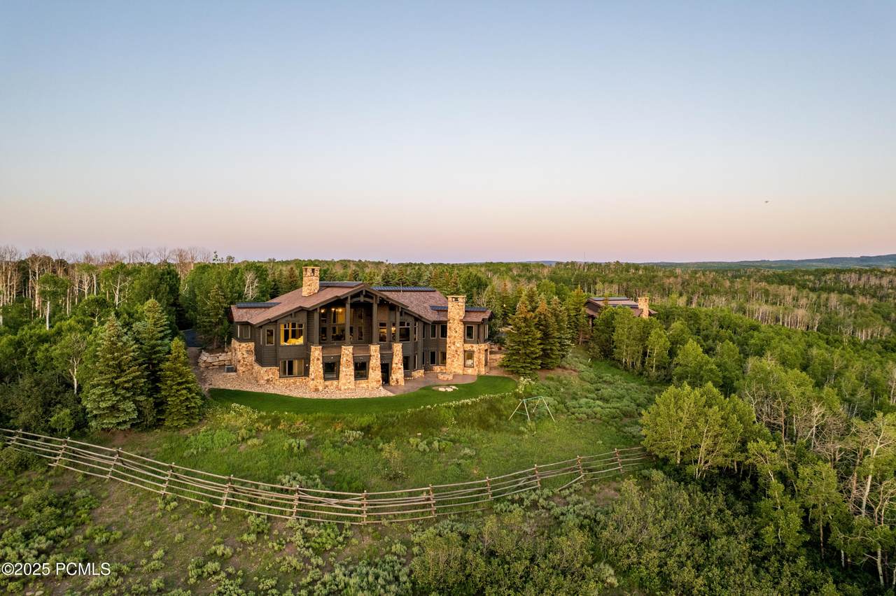 9156 Forest Creek Road - Photo 1