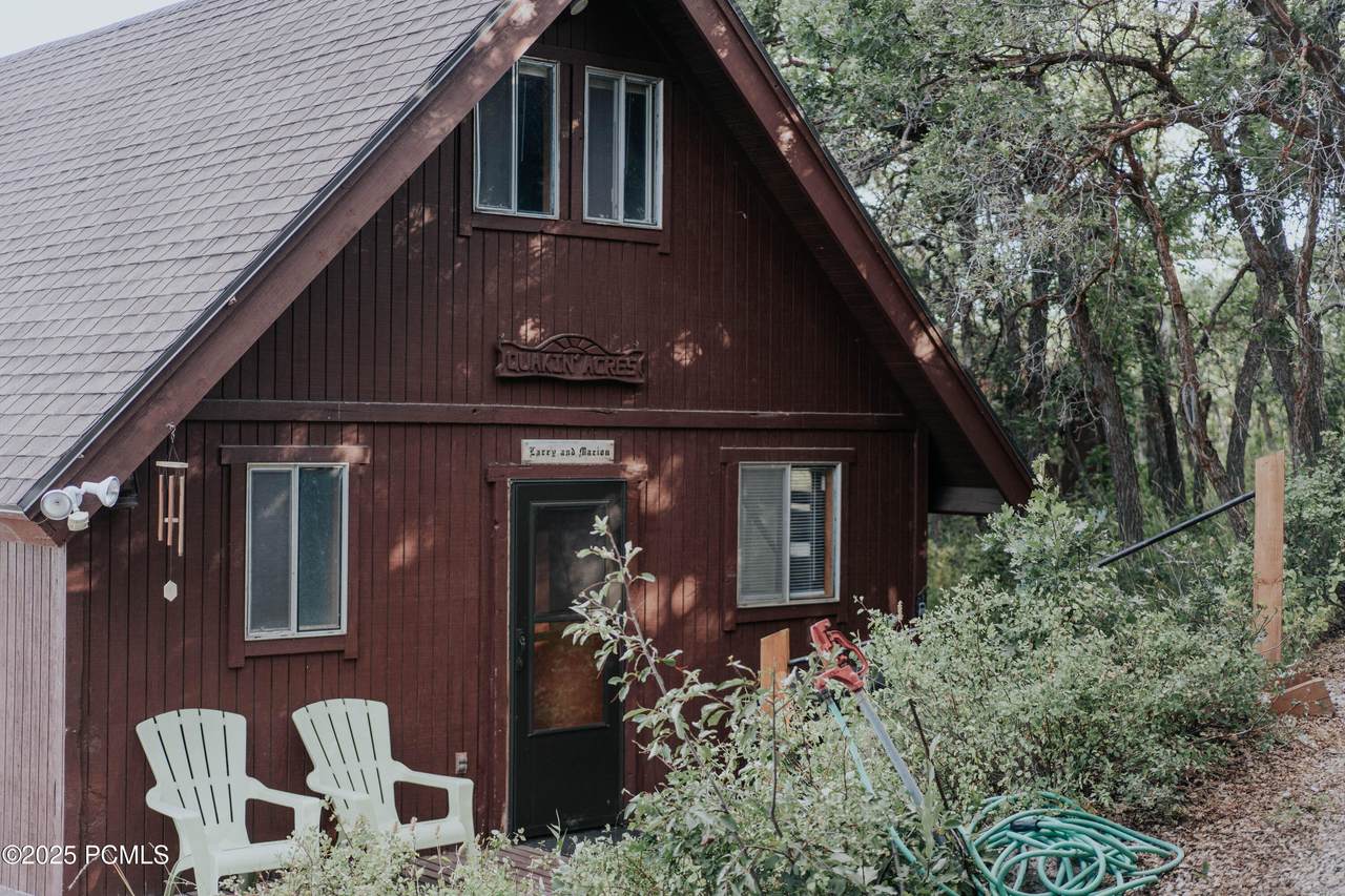 2727 Valley View Road - Photo 1